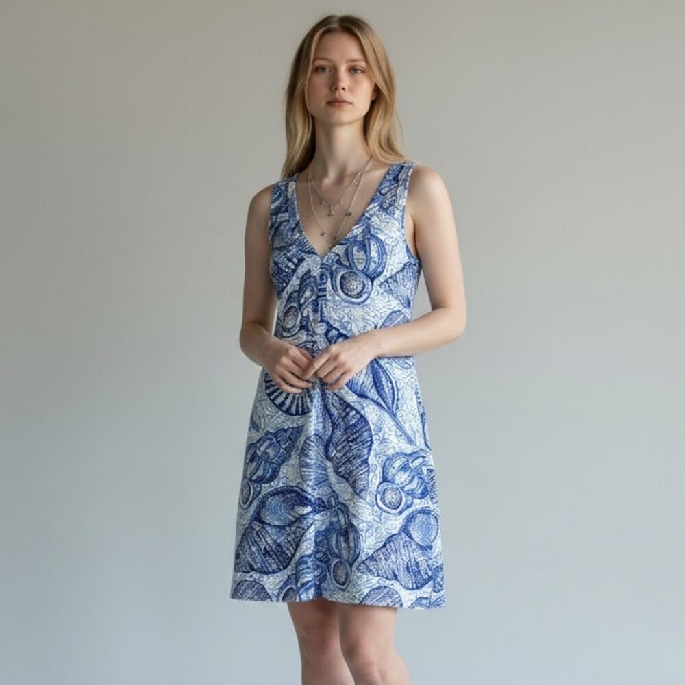 Lilly Pulitzer Amina V-Neck Swing Dress Women's Sz M Blue Seashell Pima Cotton